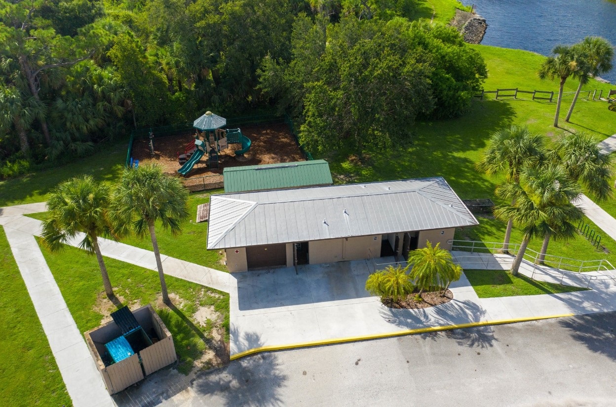 Oak Hammock Park aerial of bathrooms and playground