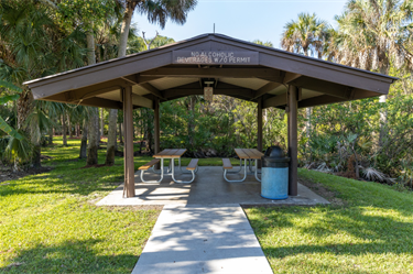 Veterans Park at Rivergate small pavilion