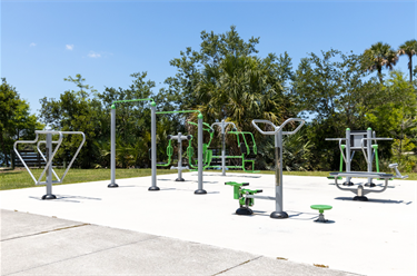 Woodstork Trail Park fitness stations