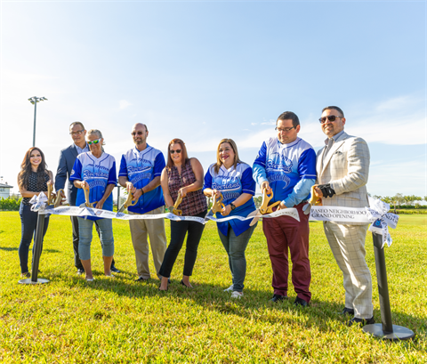 Riverland Paseo ribbon-cutting image